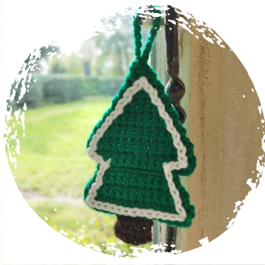 Learn to crochet a Christmas tree